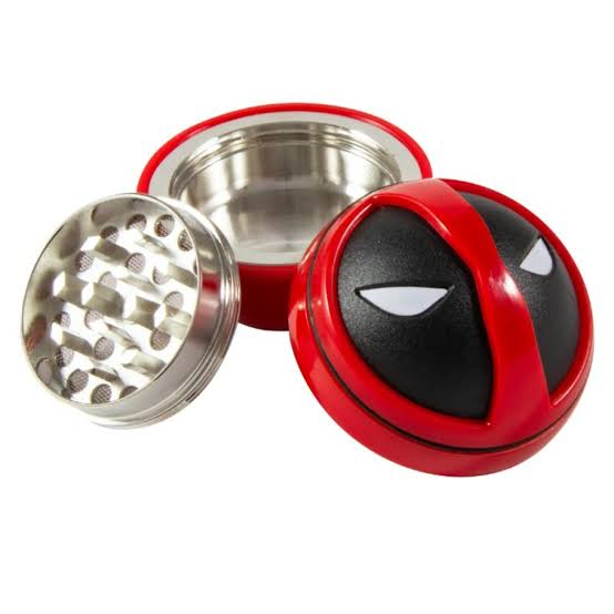 GRINDER METÁLICO DEADPOOL 50MM 3 PARTES
